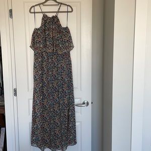 QED London Flower Print Maxi Dress